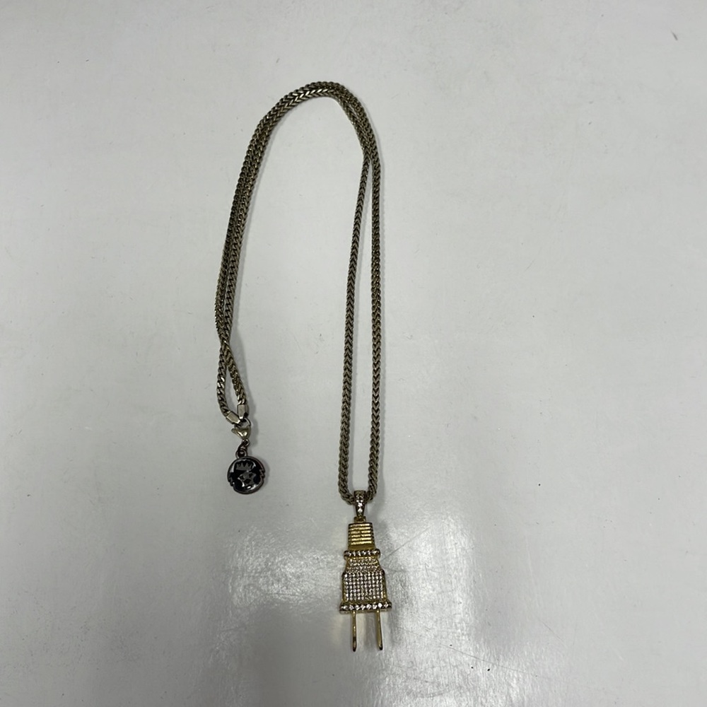 NWT, Guess/Marciano Chain - Picture 3 of 4